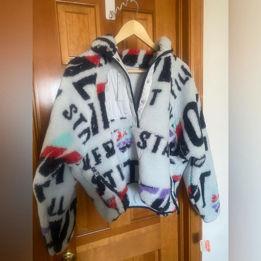 NWT Free People Movement Hit the Slopes printed Pullover - Picture 1 of 3
